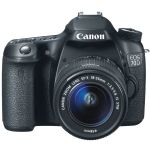 Canon Eos 70d W/18-135mm Kit